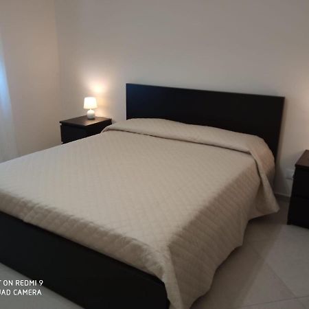 Royal View Apartment Чефалу Екстериор снимка
