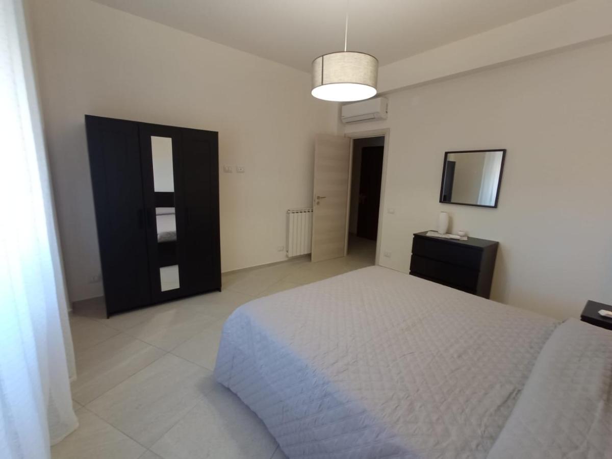 Royal View Apartment Чефалу Екстериор снимка